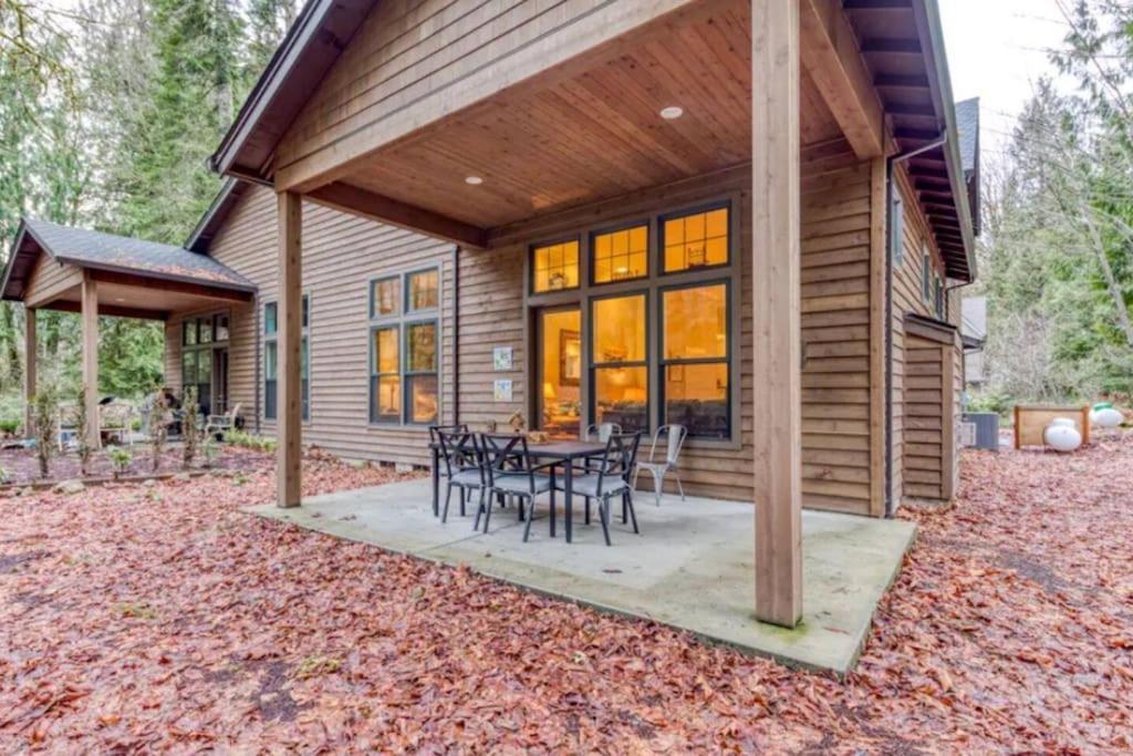 Modern Retreat In Mt Hood Oregon Resort Welches Exterior photo